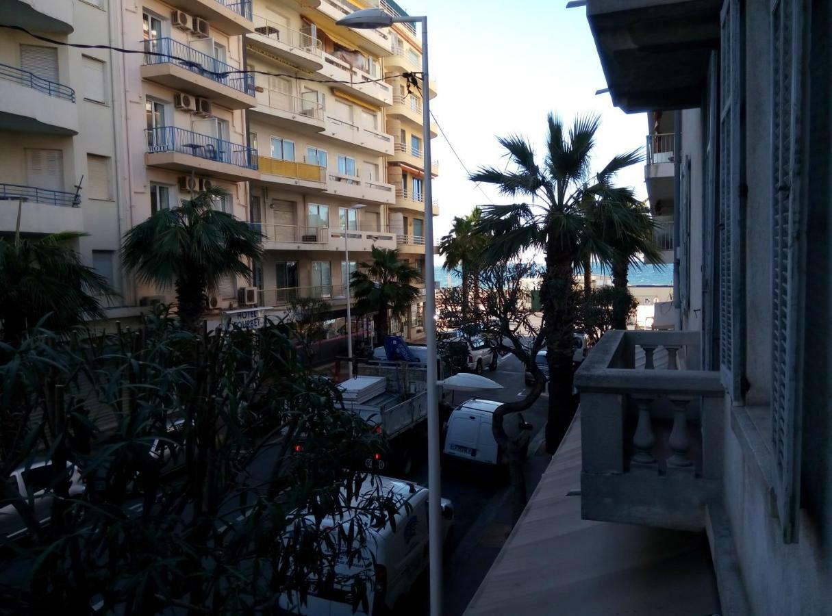 Amiral Courbet Apartment Juan-les-Pins Room photo